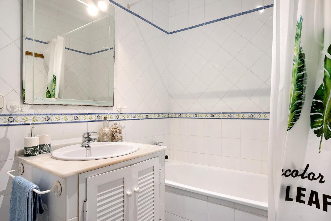 Casa Juani - Solo Familias Apartment Conil De La Frontera Ngoại thất bức ảnh